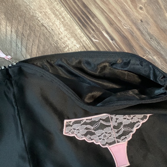 Wash or Wear Clean & Dirty laundry garment bag for intimates - Picture 4 of 6